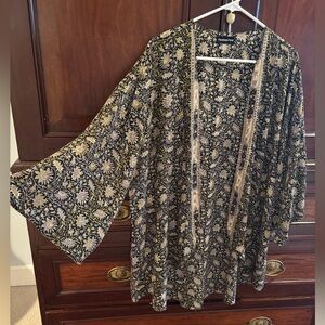 Light shrug. One size.